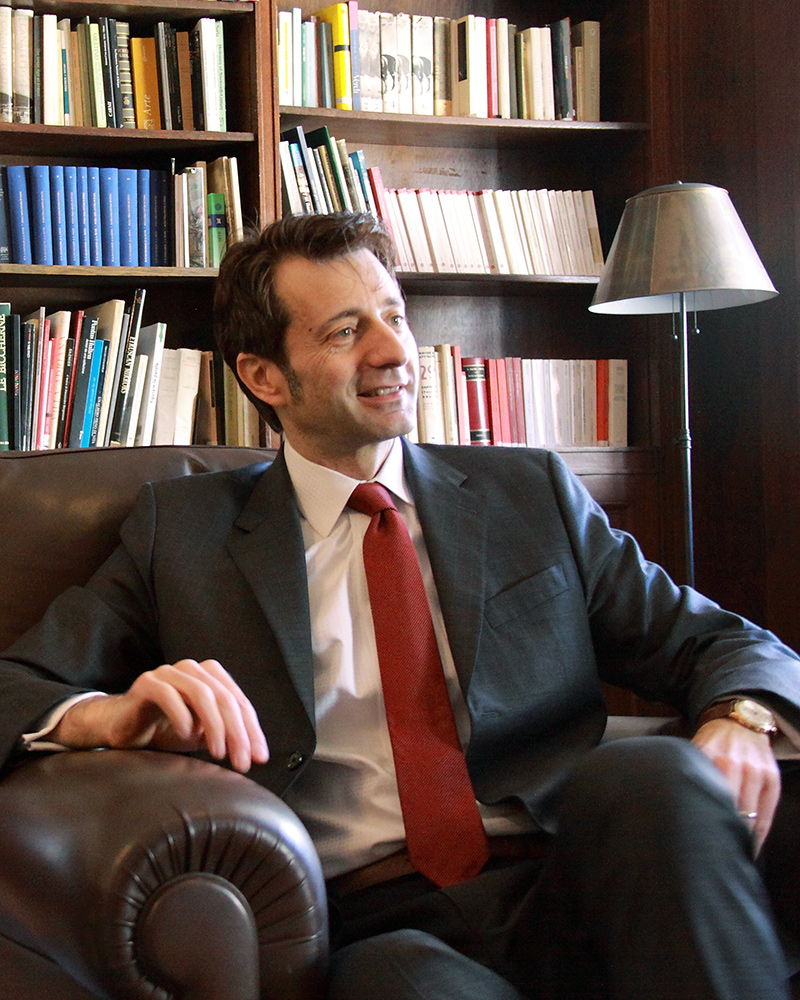 Advisor Abbate, OXORA CEO